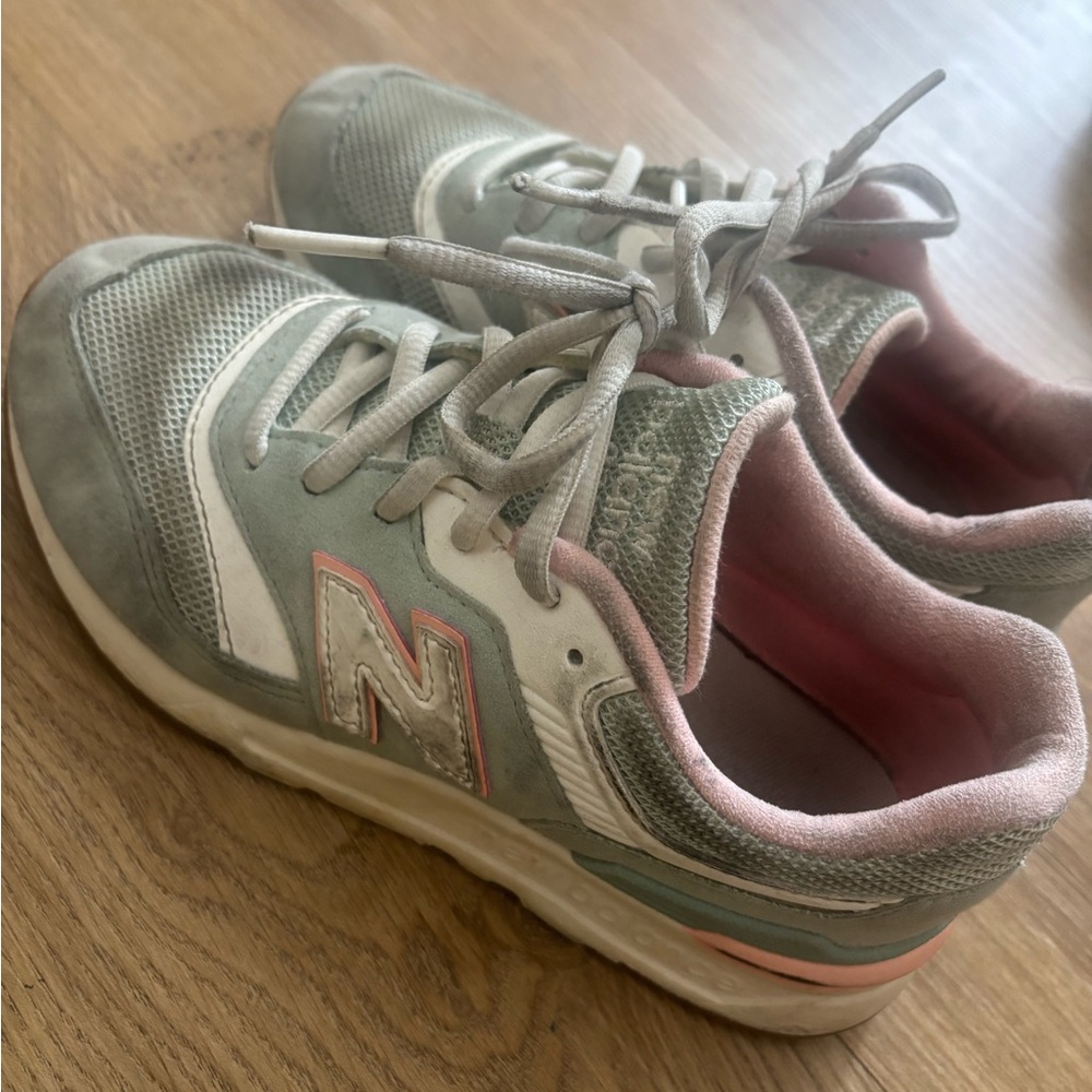 New Balance Kids' Sneakers in Gray and Pink